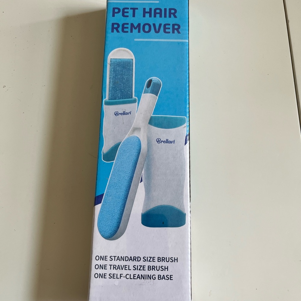 Dog Cat Fur Lint Removal Brush for Clothes-Furniture-Car- New - Picture 2 of 3